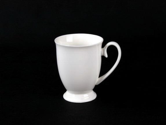 Fine porcelain royal mug