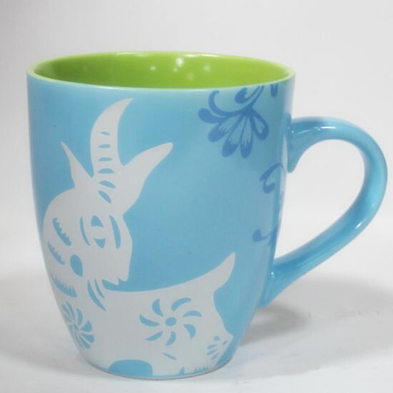 Crest's promotional solid ceramic coffee mug gift set