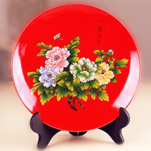 Fine Chinese flower peony painted red ceramic decoration plate